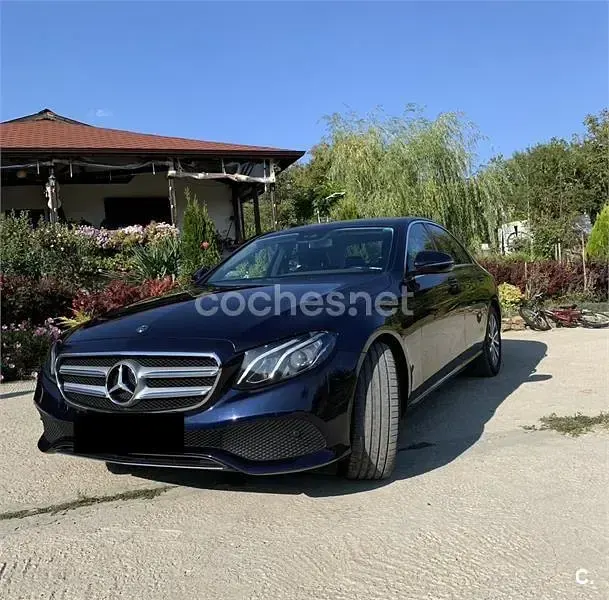 Usado Mercedes E220 194 CV (142 kW) 2018 Azul Berlina
