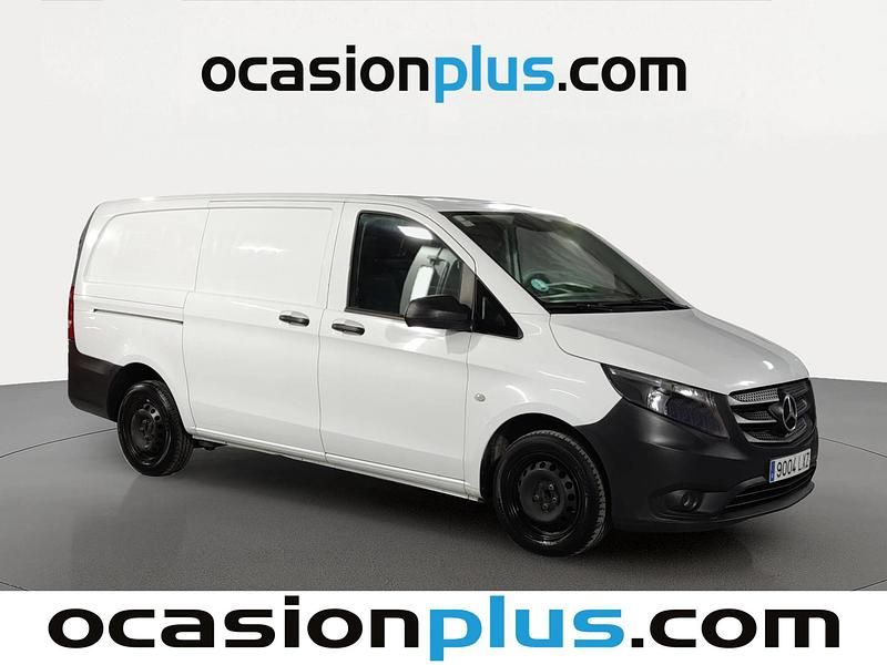 Usado Mercedes Vito 136 CV (100 kW) 2022 Blanco Van