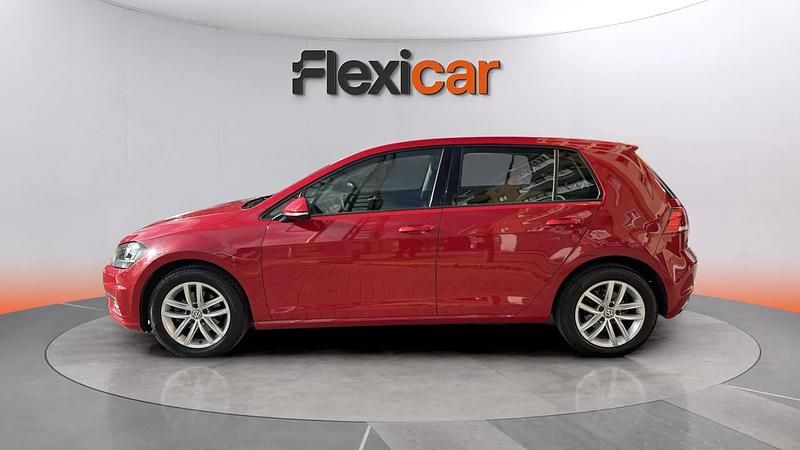 Usado VW Golf VII Advance 116 CV (85 kW) 2018 Rojo Utilitario