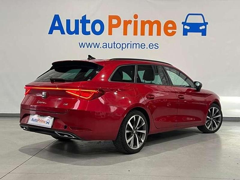 Usado Seat Leon ST FR 150 CV (110 kW) 2021 Burdeos Familiar