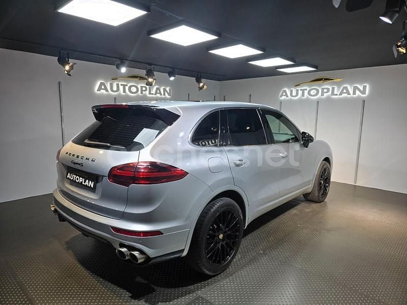 Usado Porsche Cayenne S 385 CV (283 kW) 2015 Gris / plata SUV