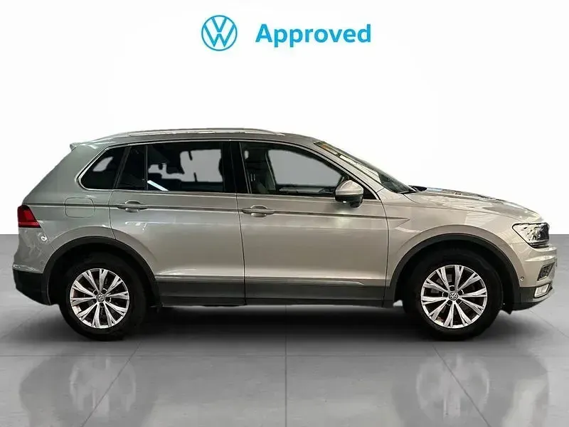 Usado VW Tiguan Advance 150 CV (110 kW) 2017 Gris / plata SUV