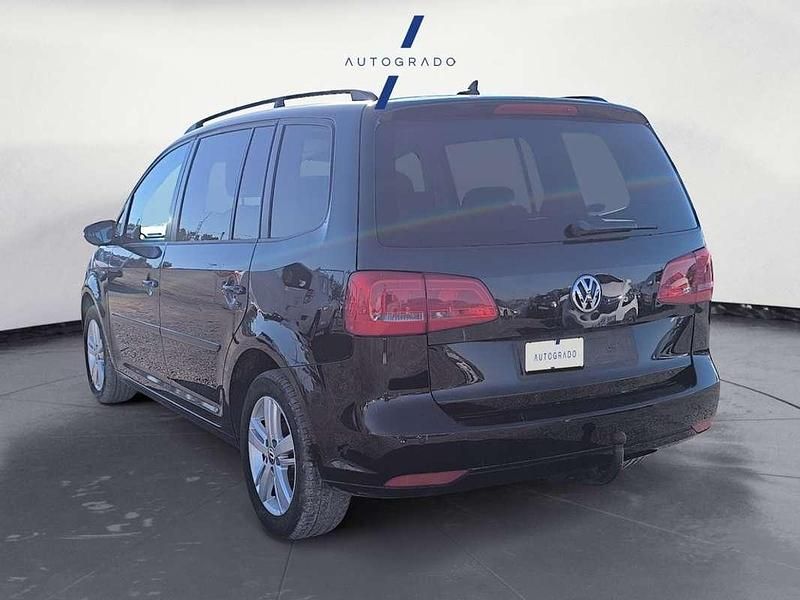 Usado VW Touran Advance 140 CV (102 kW) 2013 Negro Monovolumen
