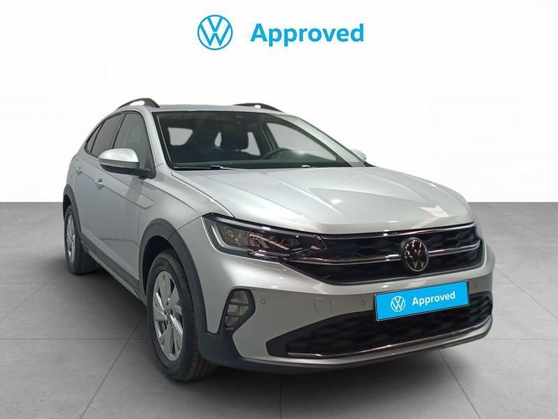 Gris plata Usado 2023 VW Taigo Life SUV | 21.790 € (Precio justo) - Imagen 1/4