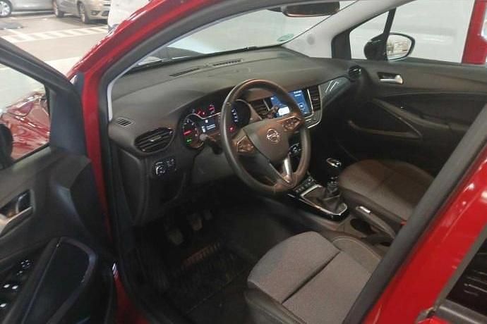 Usado Opel Crossland X Elegance 110 CV (80 kW) 2024 SUV