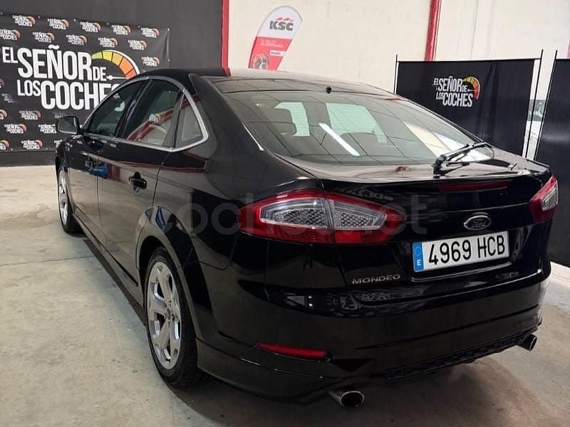 Usado Ford Mondeo Titanium S 203 CV (149 kW) 2011 Negro Berlina