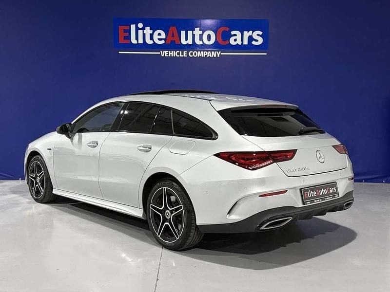 Usado Mercedes CLA250e Shooting Brake 218 CV (160 kW) 2021 Gris Familiar