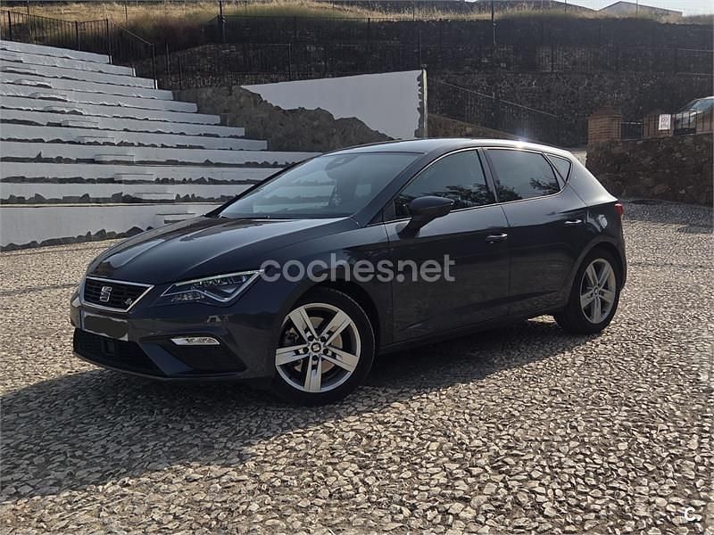 Gris / plata Usado 2020 Seat Leon ST FR Familiar | 19.499 € (Un poco caro) - Imagen 1/4