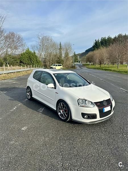 Usado VW Golf V GTI 200 CV (147 kW) 2007 Blanco Berlina
