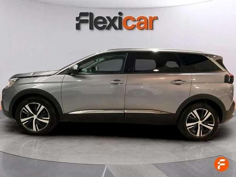 Usado Peugeot 5008 Allure 131 CV (96 kW) 2020 Gris SUV