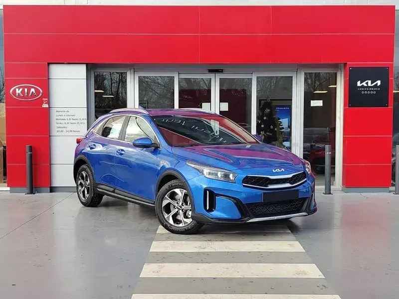 Usado Kia XCeed 140 CV (102 kW) 2025 Azul SUV