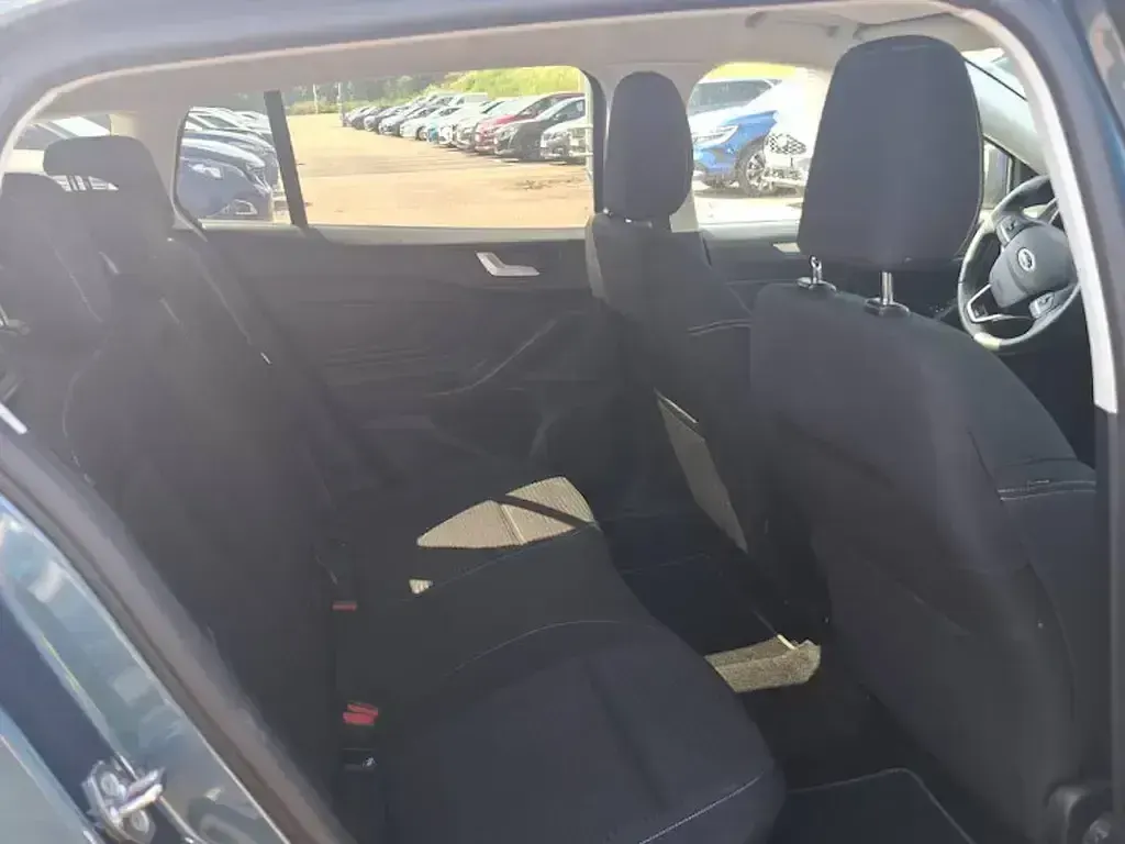 Usado Ford Focus Active X 125 CV (91 kW) 2024 Azul Utilitario