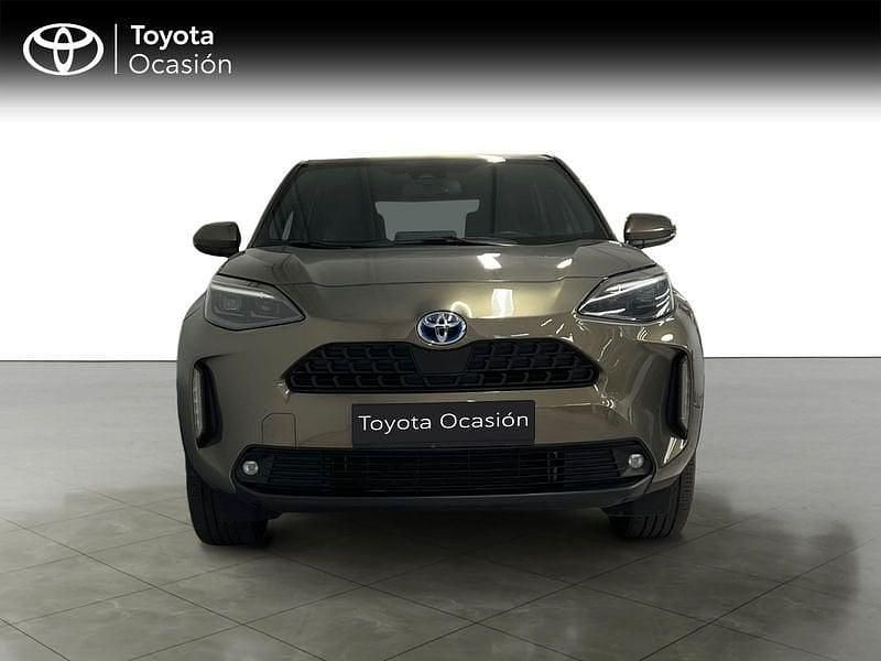 Usado Toyota Yaris Active 116 CV (85 kW) 2024 Verde Utilitario