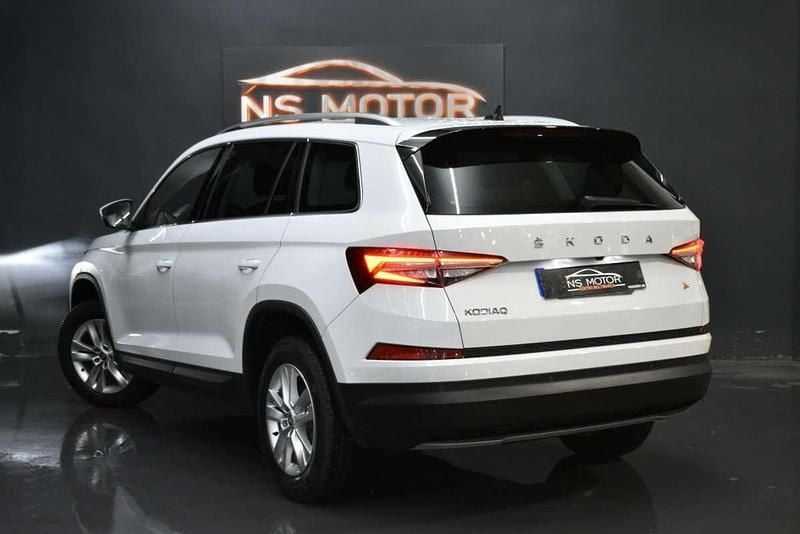 Usado Skoda Kodiaq Ambition 150 CV (110 kW) 2022 Blanco SUV