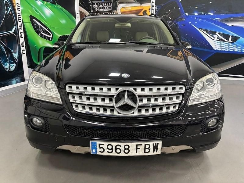 Usado Mercedes ML320 224 CV (164 kW) 2007 Negro SUV