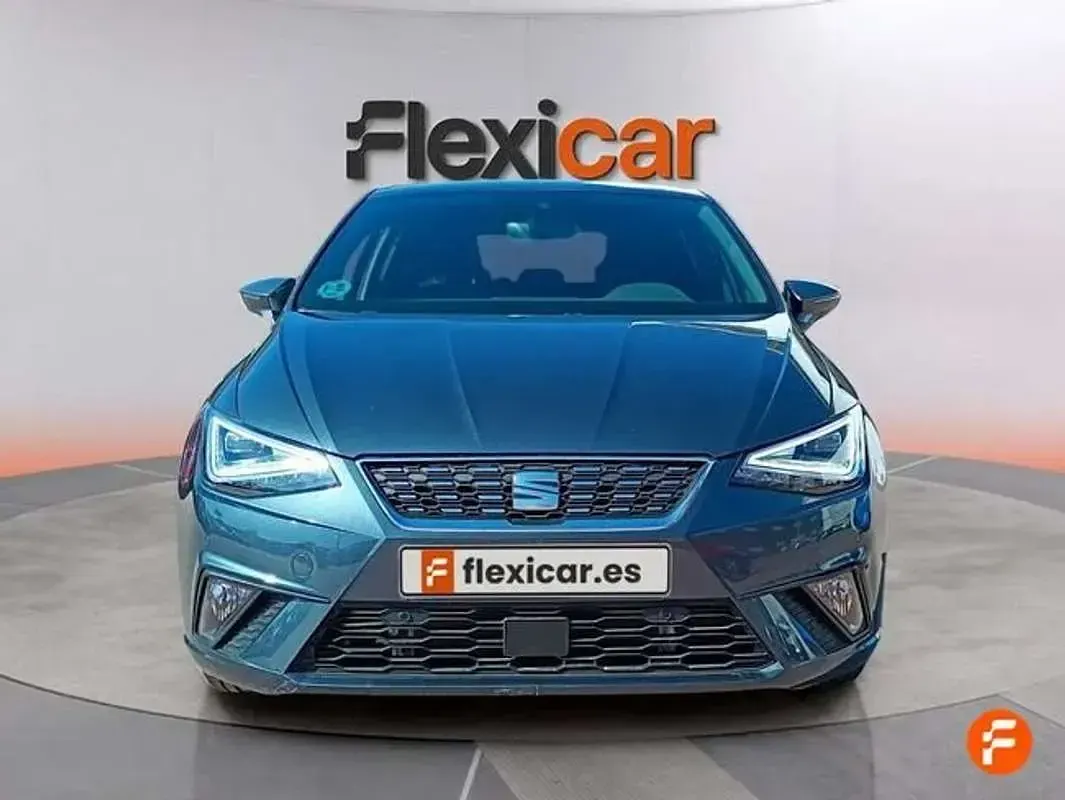 Usado Seat Ibiza XCELLENCE 116 CV (85 kW) 2024 Gris Utilitario