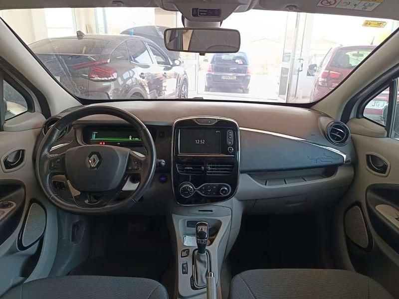Usado Renault Zoe Intens 64 kW (88 CV) 2015 Blanco Utilitario