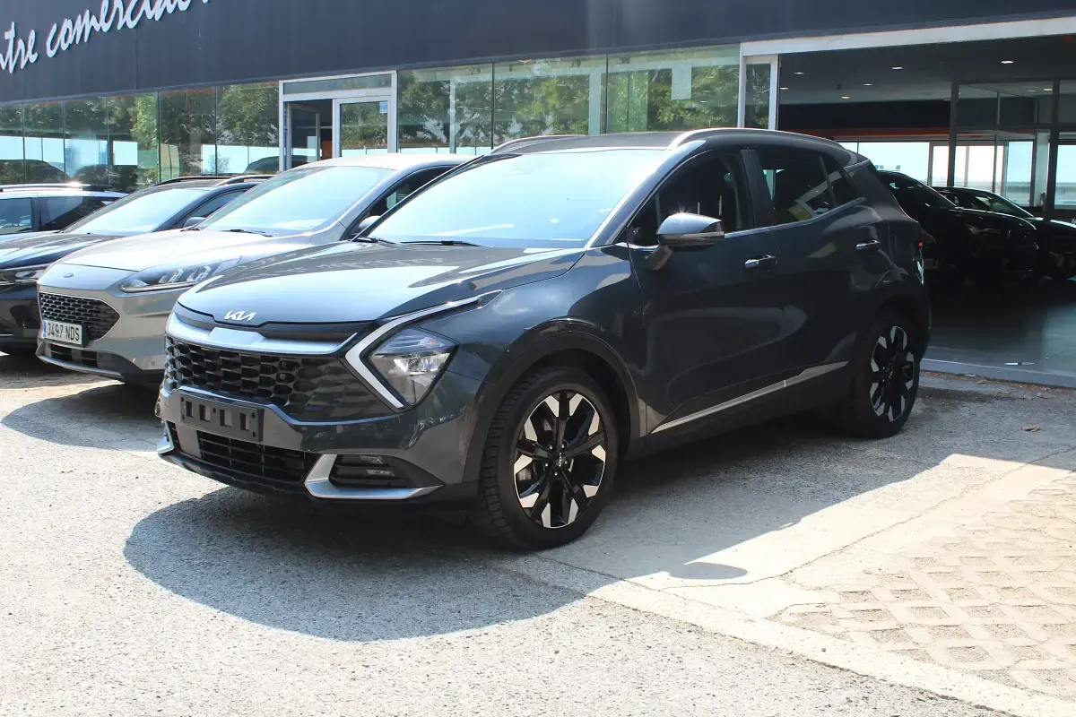 Usado Kia Sportage 269 CV (197 kW) 2022 Gris SUV