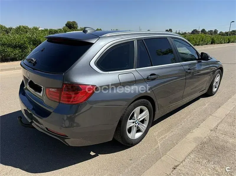Usado BMW 316 116 CV (85 kW) 2015 Gris / plata Familiar