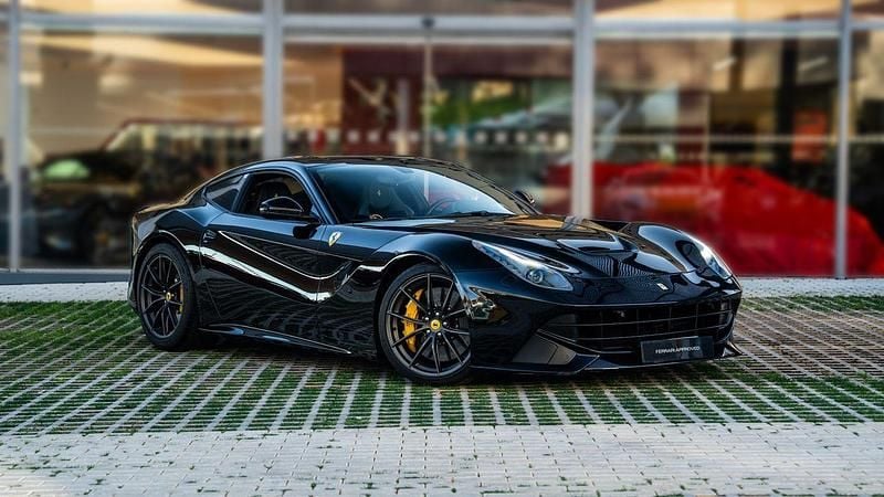 Usado Ferrari F12 741 CV (545 kW) 2015 Negro Coupe
