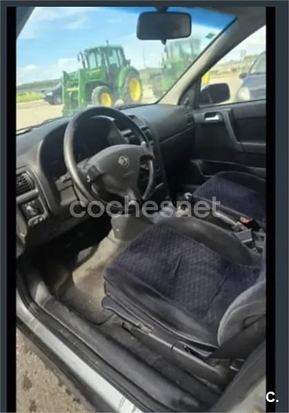 Usado Opel Astra Comfort 100 CV (73 kW) 2002 Gris / plata Berlina