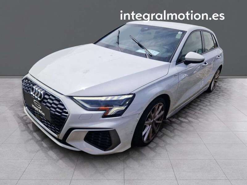 Blanco Usado 2023 Audi A3 Sportback Premium Utilitario | 28.500 € (Un poco caro) - Imagen 1/4