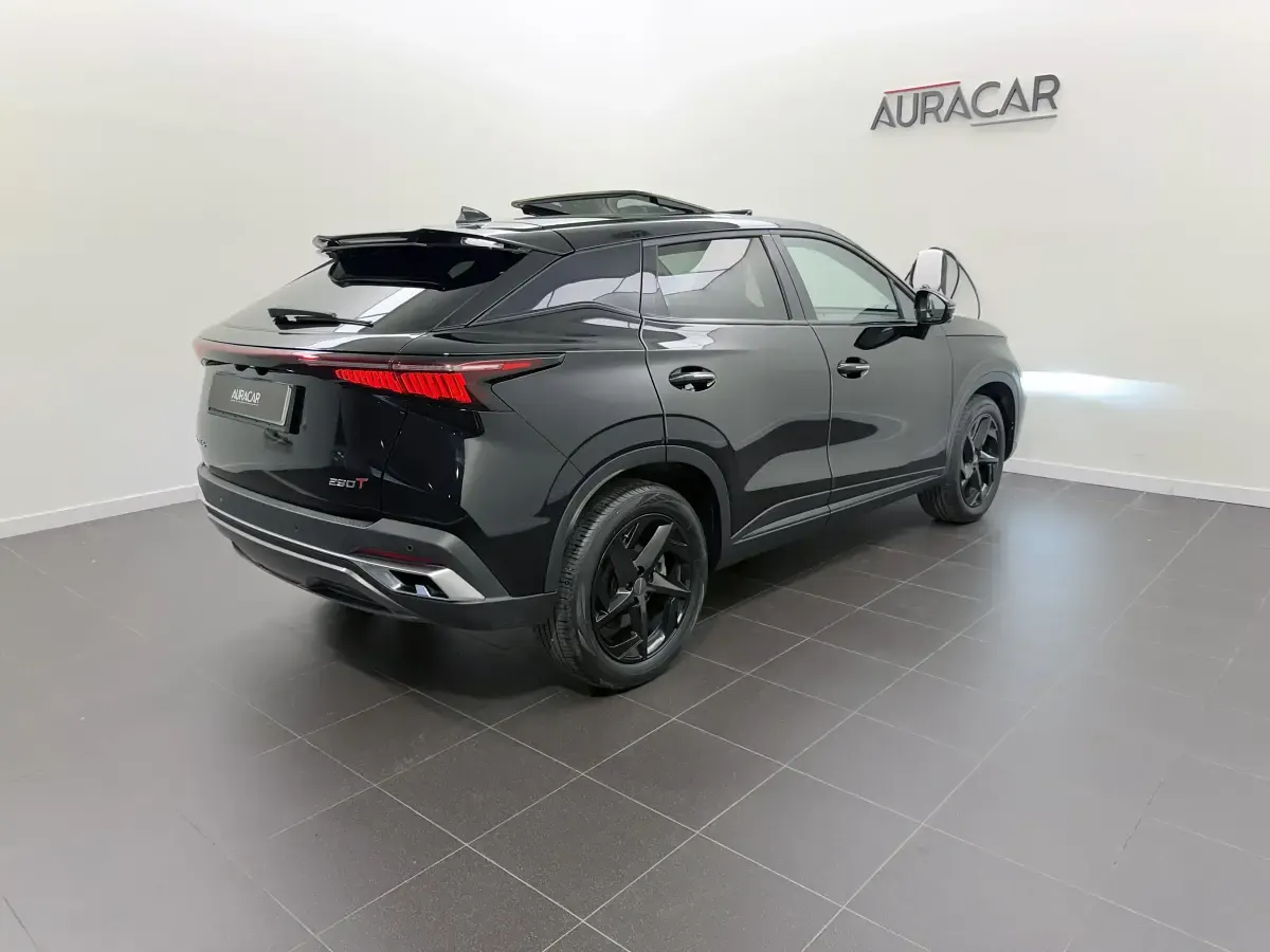 Usado Omoda 5 185 CV (136 kW) 2024 Negro SUV
