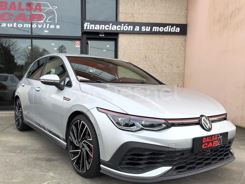 Gris / plata Usado 2023 VW Golf VIII GTI Clubsport Berlina | 37.500 € (Buen precio) - Imagen 1/4