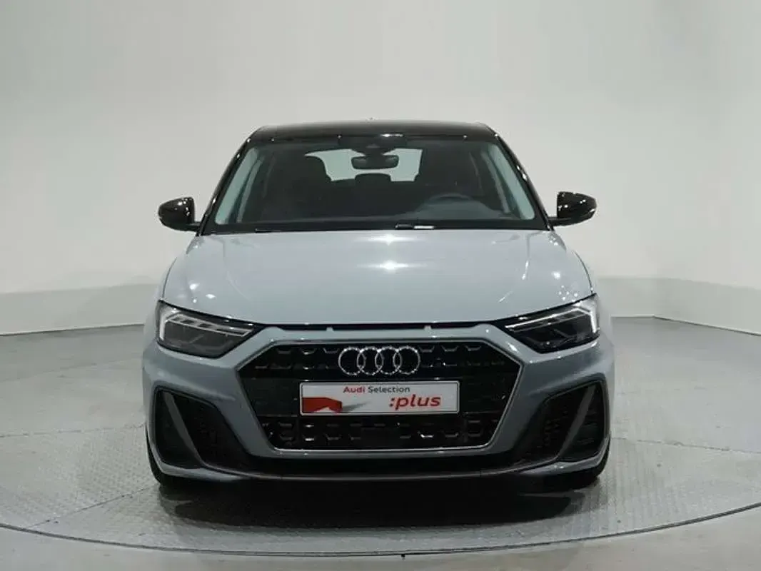 Usado Audi A1 Sportback 116 CV (85 kW) 2025 Gris / plata Utilitario