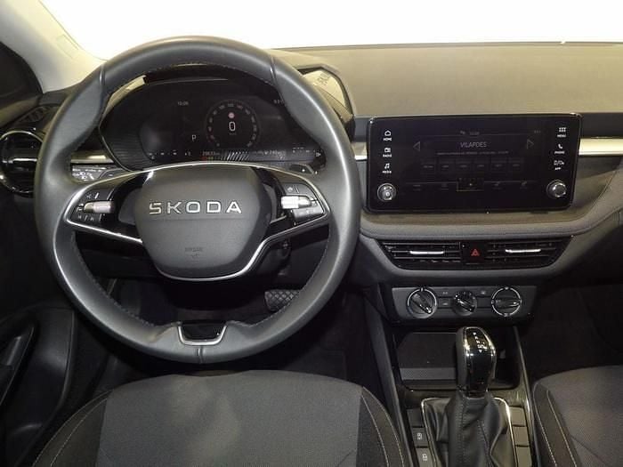 Usado Skoda Fabia Selection 115 CV (84 kW) 2025 Blanco