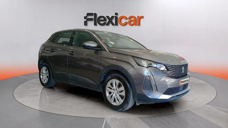 Usado Peugeot 3008 Active 131 CV (96 kW) 2021 Gris SUV
