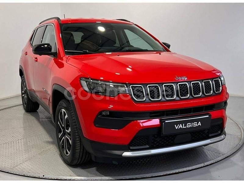 Usado Jeep Compass Limited 130 CV (95 kW) 2024 Rojo SUV