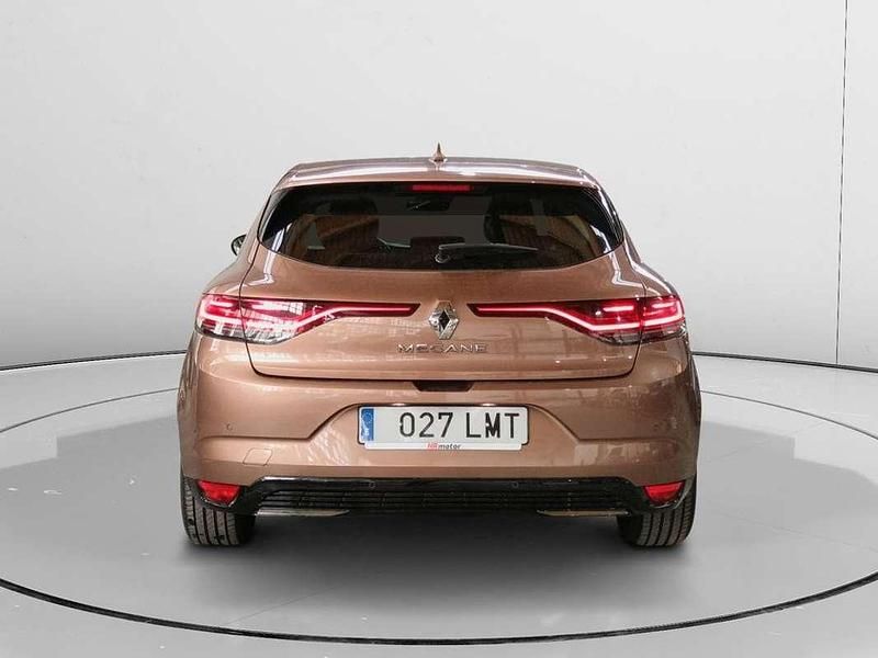 Usado Renault Mégane IV Zen 116 CV (85 kW) 2021 Marrón Utilitario