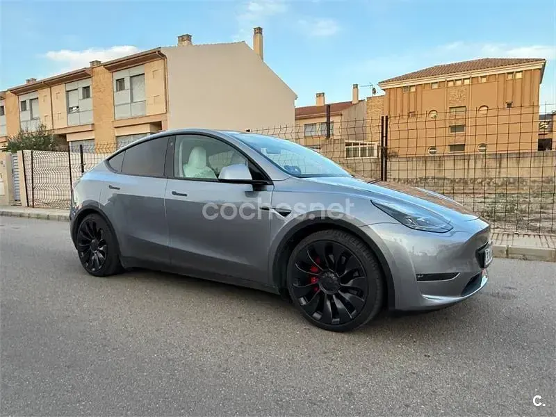 Usado Tesla Model Y Performance 402 kW (547 CV) 2023 Eléctrico SUV