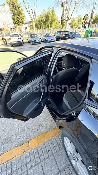 Usado VW Polo Sportline 95 CV (69 kW) 2018 Negro Utilitario