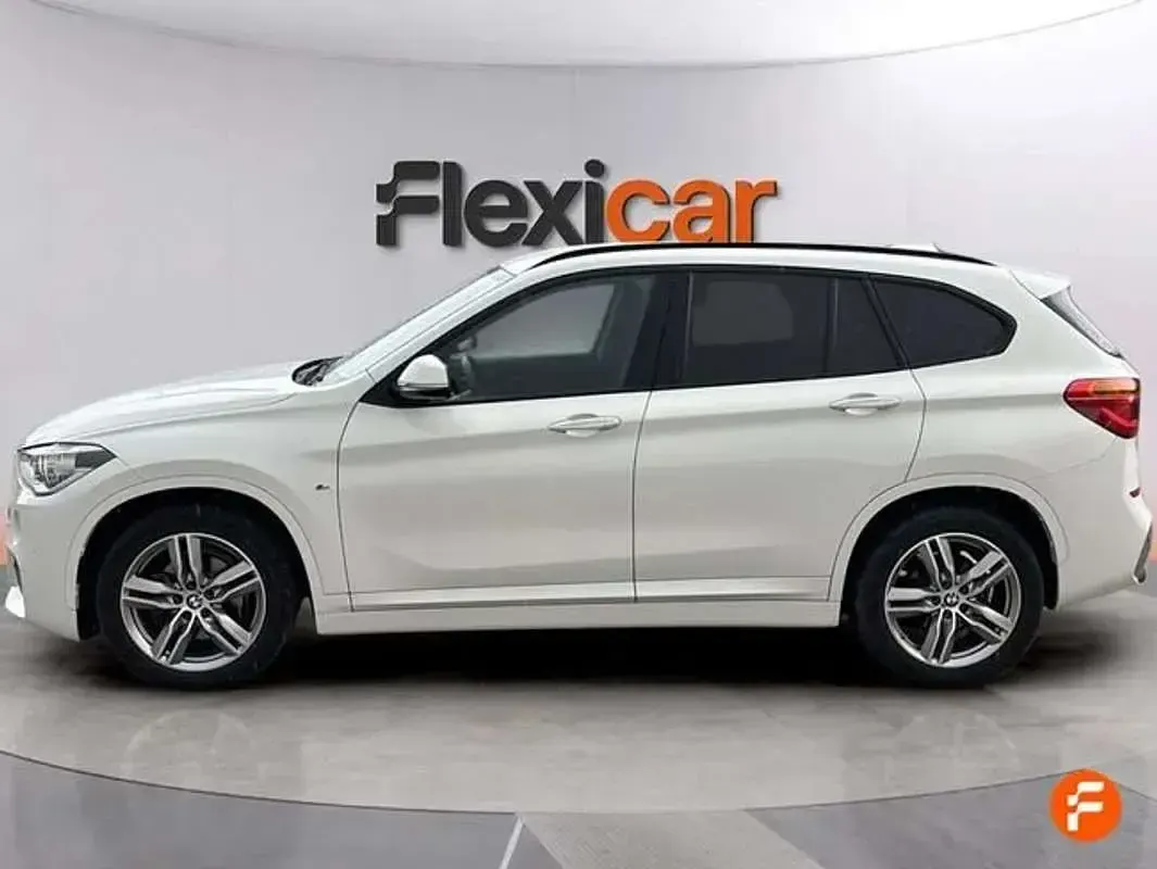 Käytetty BMW X1 192 HP (141 kW) 2018 Valkoinen Katumaasturi