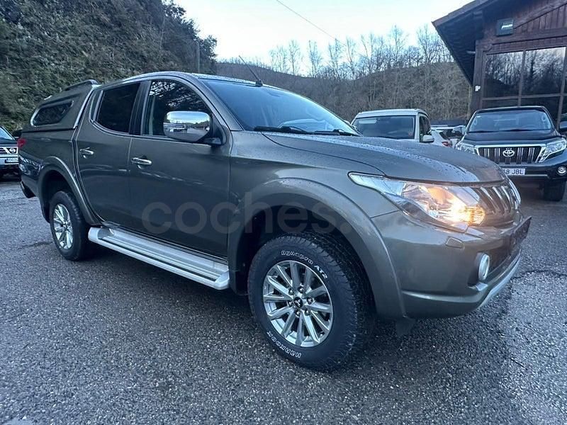 Usado Mitsubishi L200 Motion 181 CV (133 kW) 2017 Verde Recogida