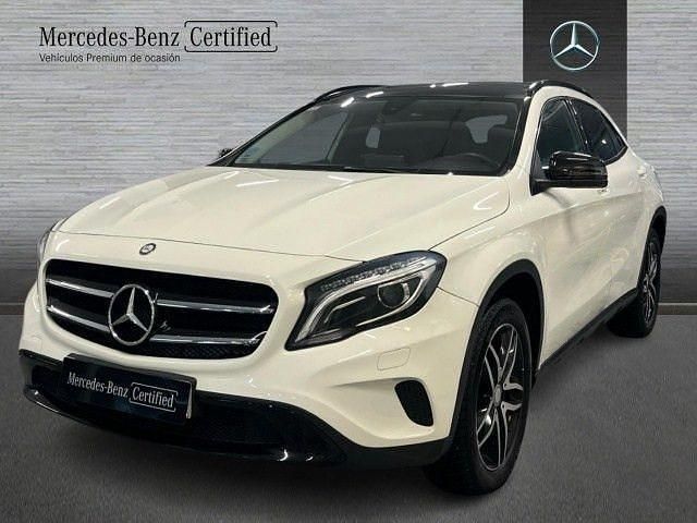 Usado Mercedes GLA220 177 CV (130 kW) 2017 Blanco cirro SUV