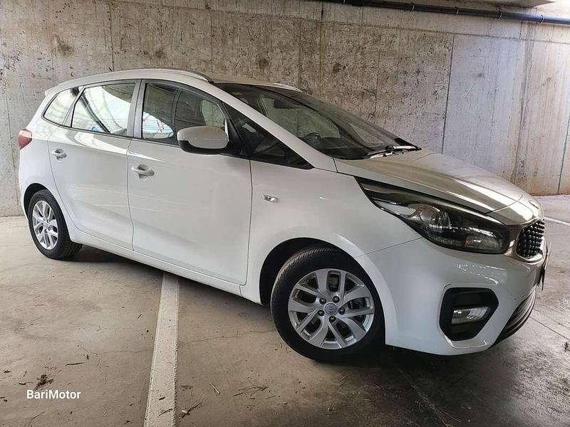 Usado Kia Carens 136 CV (100 kW) 2018 Blanco Monovolumen
