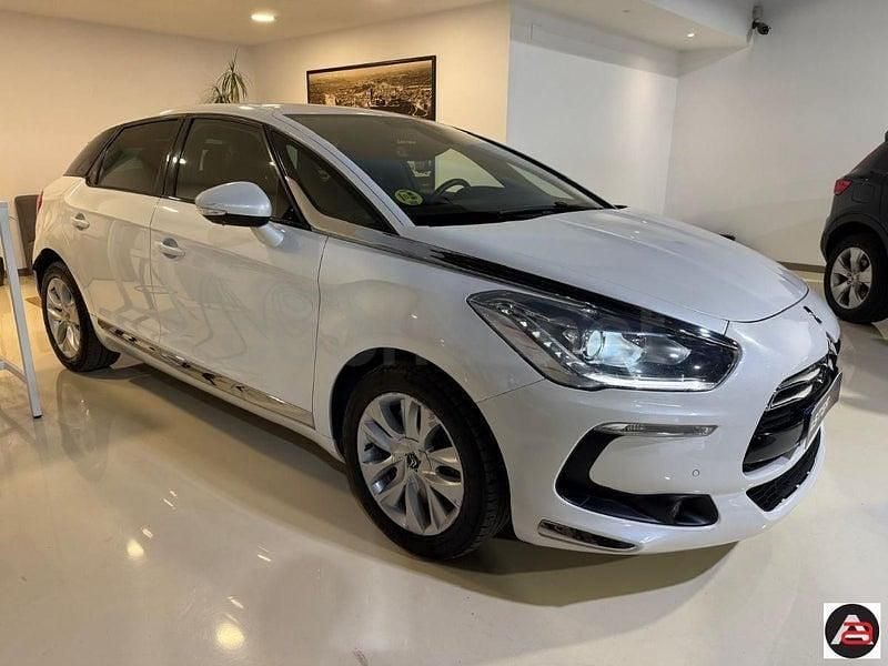 Usado DS Automobiles DS5 Design 163 CV (119 kW) 2015 Blanco Utilitario