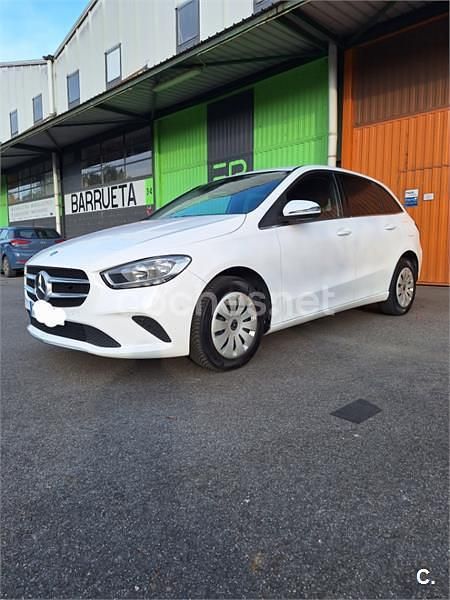 Usado Mercedes B200 150 CV (110 kW) 2021 Blanco Monovolumen
