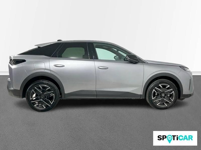 Usado Peugeot 3008 Allure 136 CV (100 kW) 2025 Gris SUV