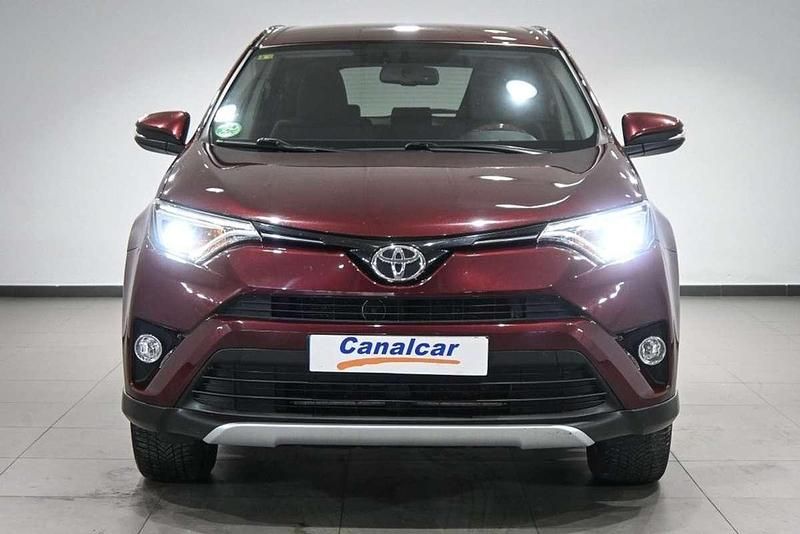 Usado Toyota RAV4 Advance 143 CV (105 kW) 2016 Rojo SUV