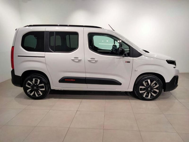 Usado Citroën Berlingo 130 CV (95 kW) 2024 Blanco Monovolumen