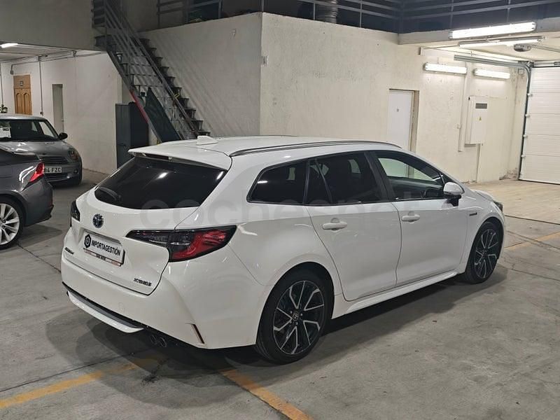 Usado Toyota Corolla Sport 180 CV (132 kW) 2020 Blanco Familiar
