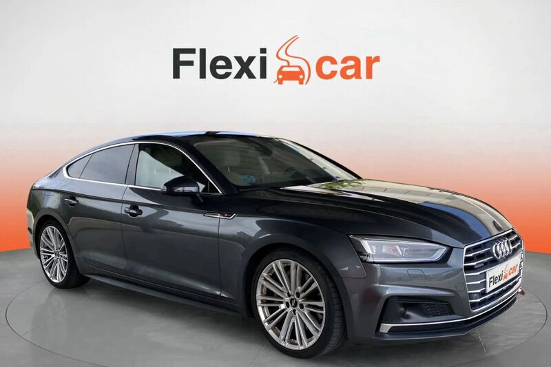 Gris Usado 2020 Audi A5 Sportback S-Line Berlina | 31.990 € (Buen precio) - Imagen 1/4