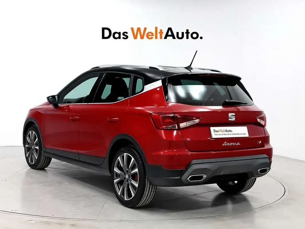 Usado Seat Arona FR 116 CV (85 kW) 2025 Negro SUV