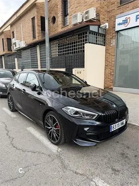 Usado BMW 120 Comfort Edition 178 CV (130 kW) 2022 Negro Utilitario