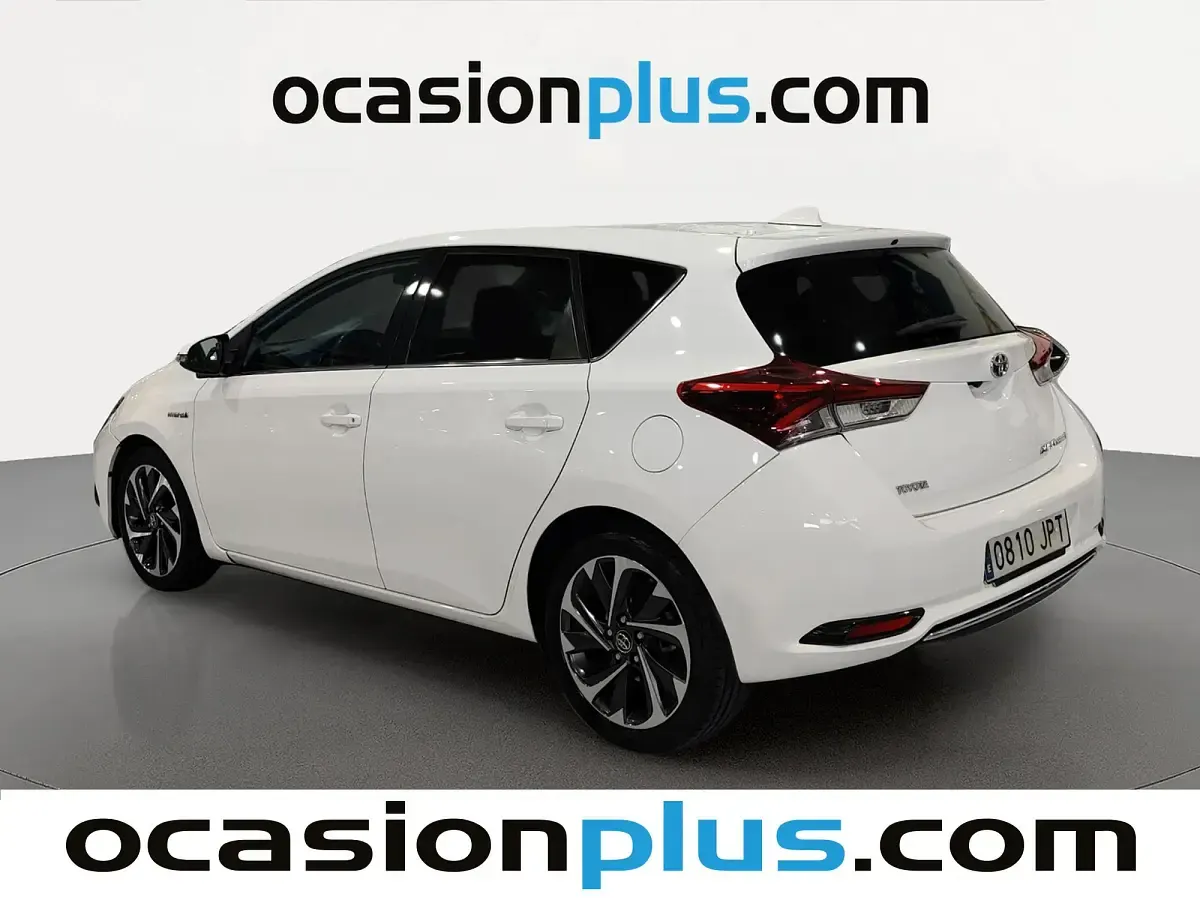 Usado Toyota Auris 136 CV (100 kW) 2016