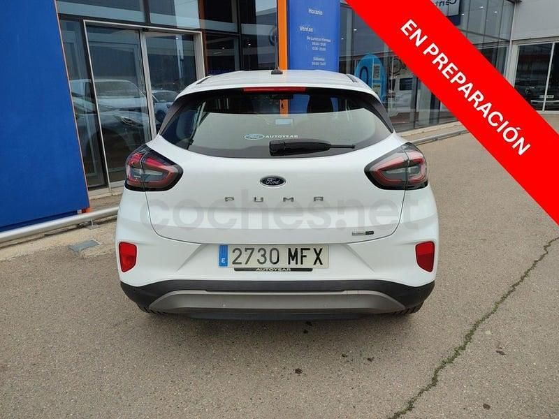 Usado Ford Puma Titanium 125 CV (91 kW) 2023 Blanco SUV